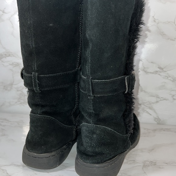 Cool Comfy Buckle Boots. Suede Leather Upper w/ faux furry liner by Melrose Ave - Picture 7 of 15